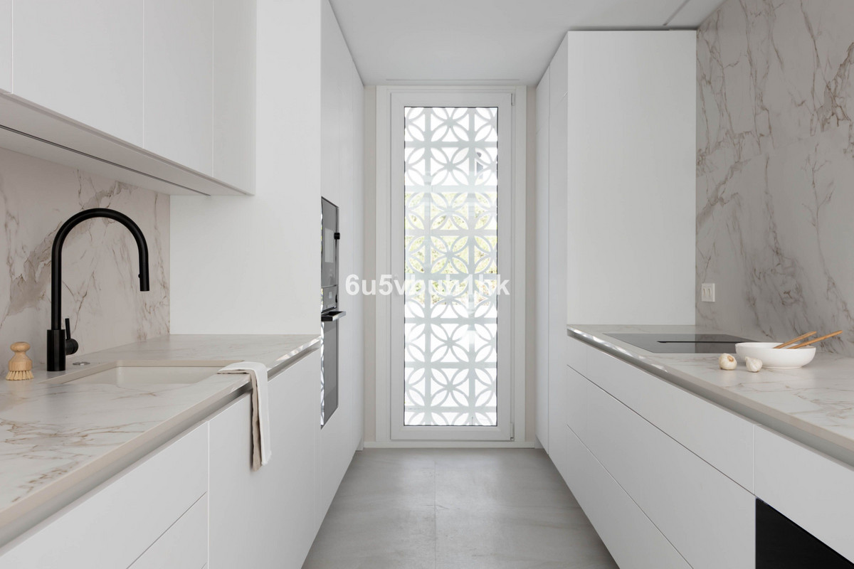 Huis te koop in Estepona | 3 slaapkamers H5498017
