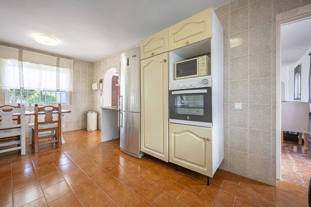 Huis te koop in Estepona | 3 slaapkamers H5498098