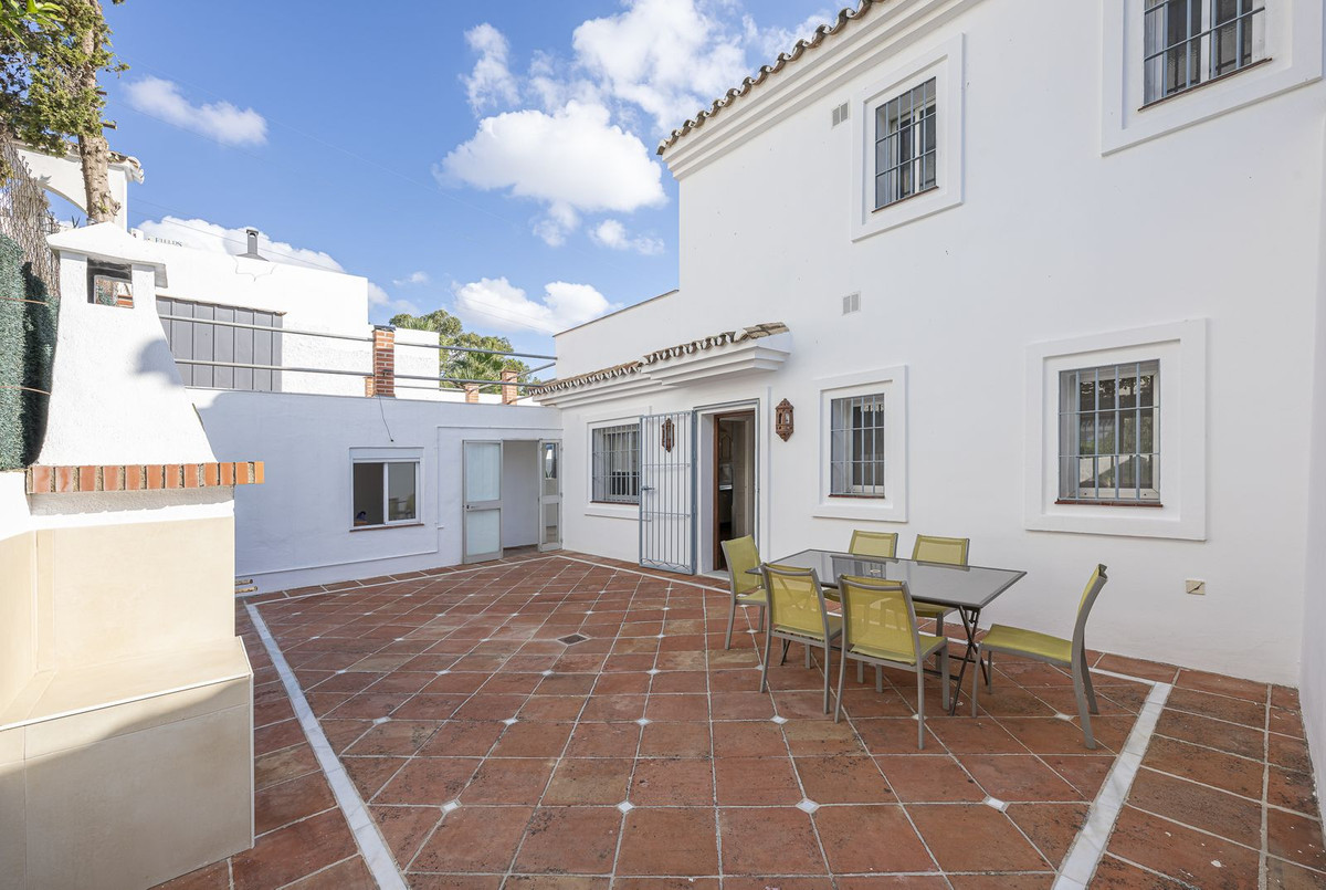 Huis te koop in Estepona | 3 slaapkamers H5498098