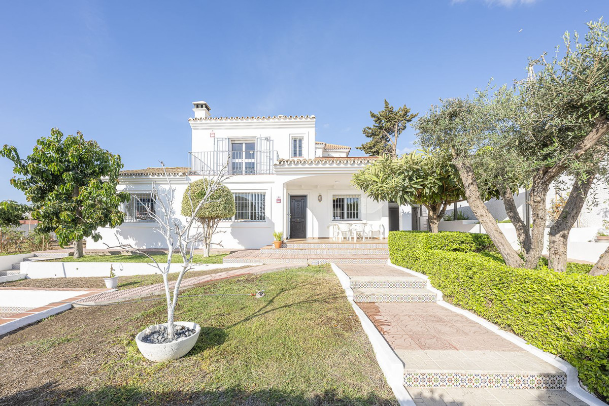 Huis te koop in Estepona | 3 slaapkamers H5498098
