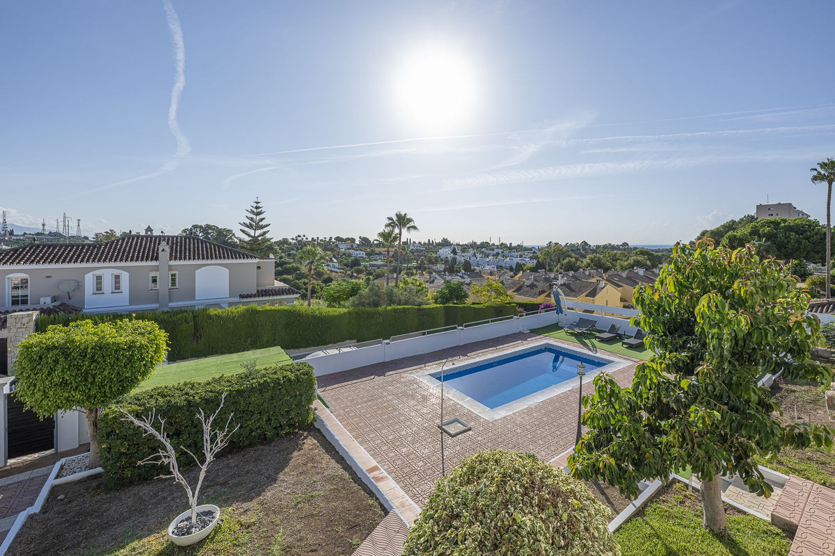Huis te koop in Estepona | 3 slaapkamers H5498098
