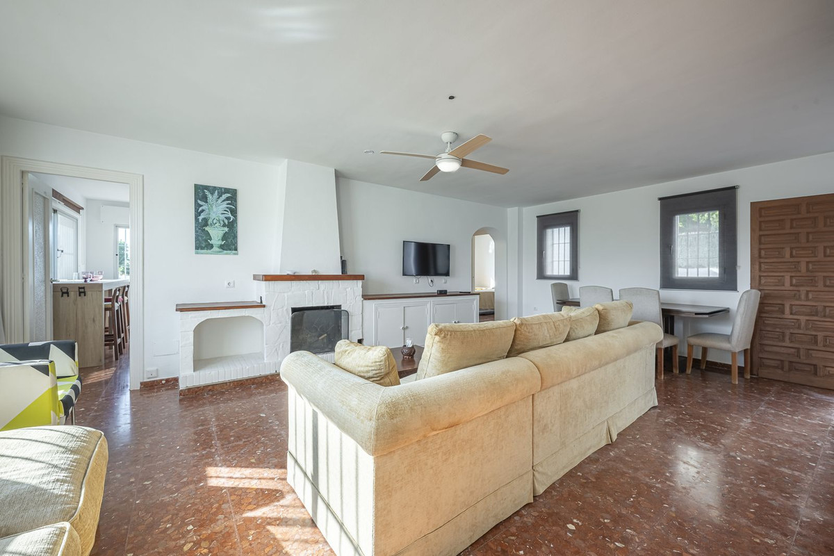 Huis te koop in Estepona | 3 slaapkamers H5498098