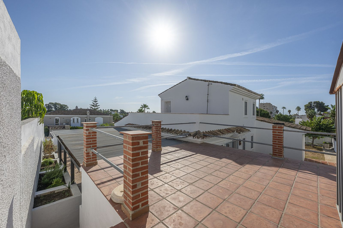 Huis te koop in Estepona | 3 slaapkamers H5498098