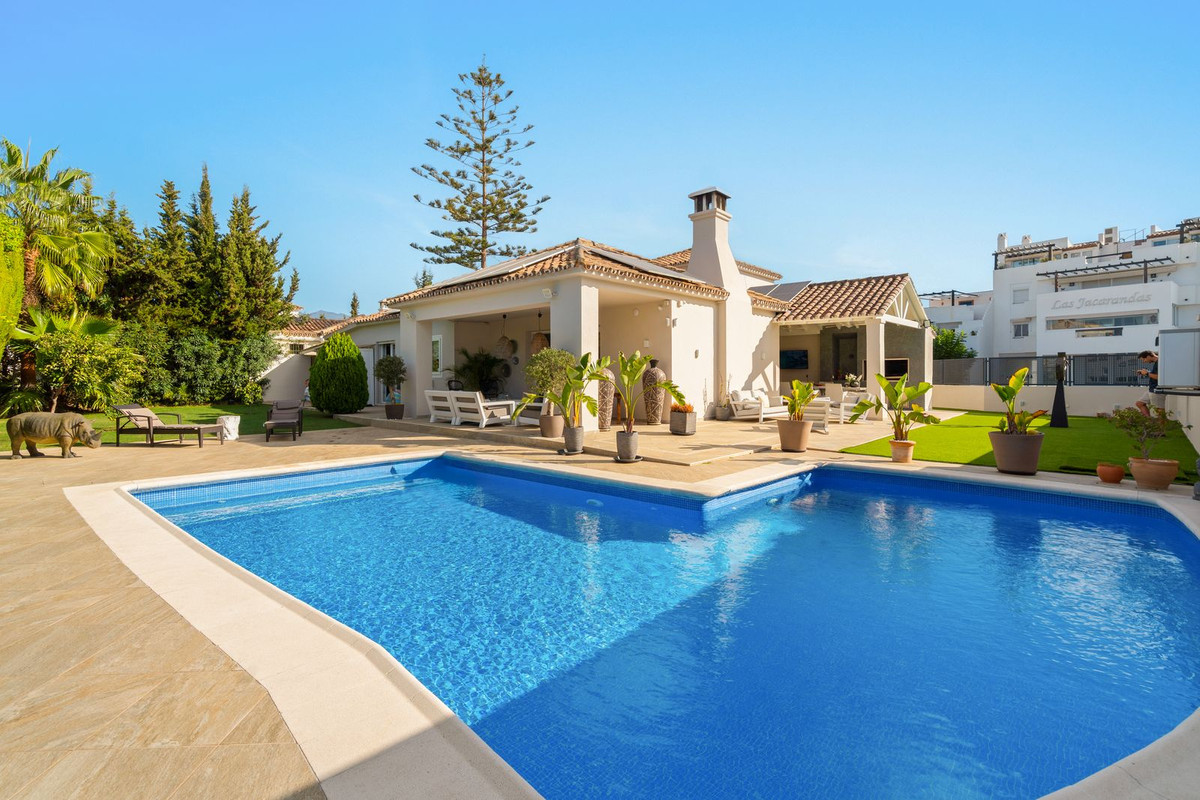 Huis te koop in Estepona | 4 slaapkamers H5498119