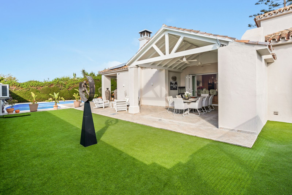 Huis te koop in Estepona | 4 slaapkamers H5498119