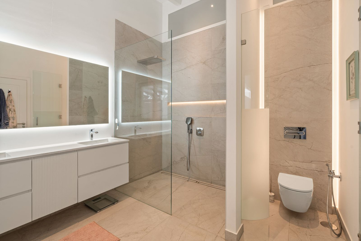 Huis te koop in Estepona | 4 slaapkamers H5498119