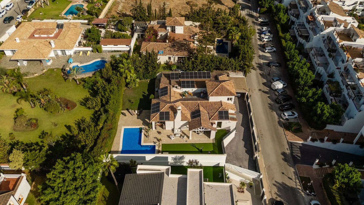 Huis te koop in Estepona | 4 slaapkamers H5498119
