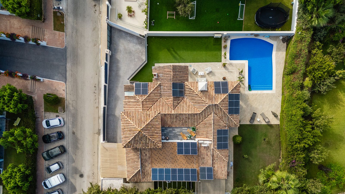 Huis te koop in Estepona | 4 slaapkamers H5498119
