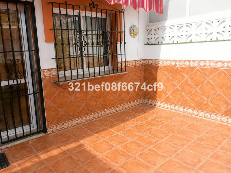 Huis te koop in Estepona | 3 slaapkamers H5498386
