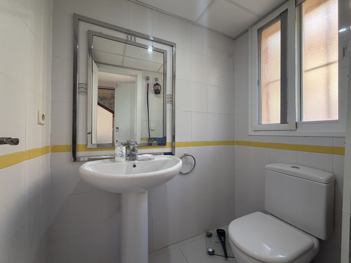 Huis te koop in Estepona | 3 slaapkamers H5498848