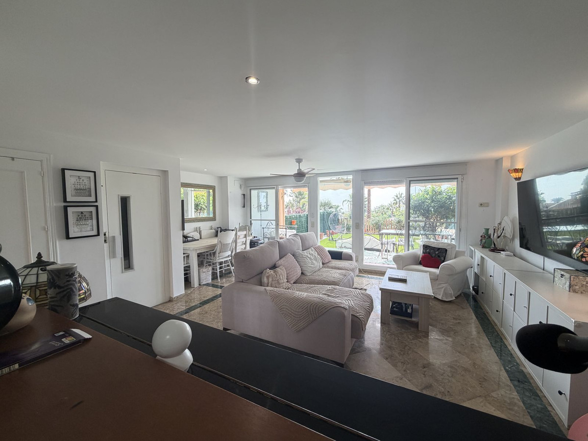 Huis te koop in Estepona | 3 slaapkamers H5498848