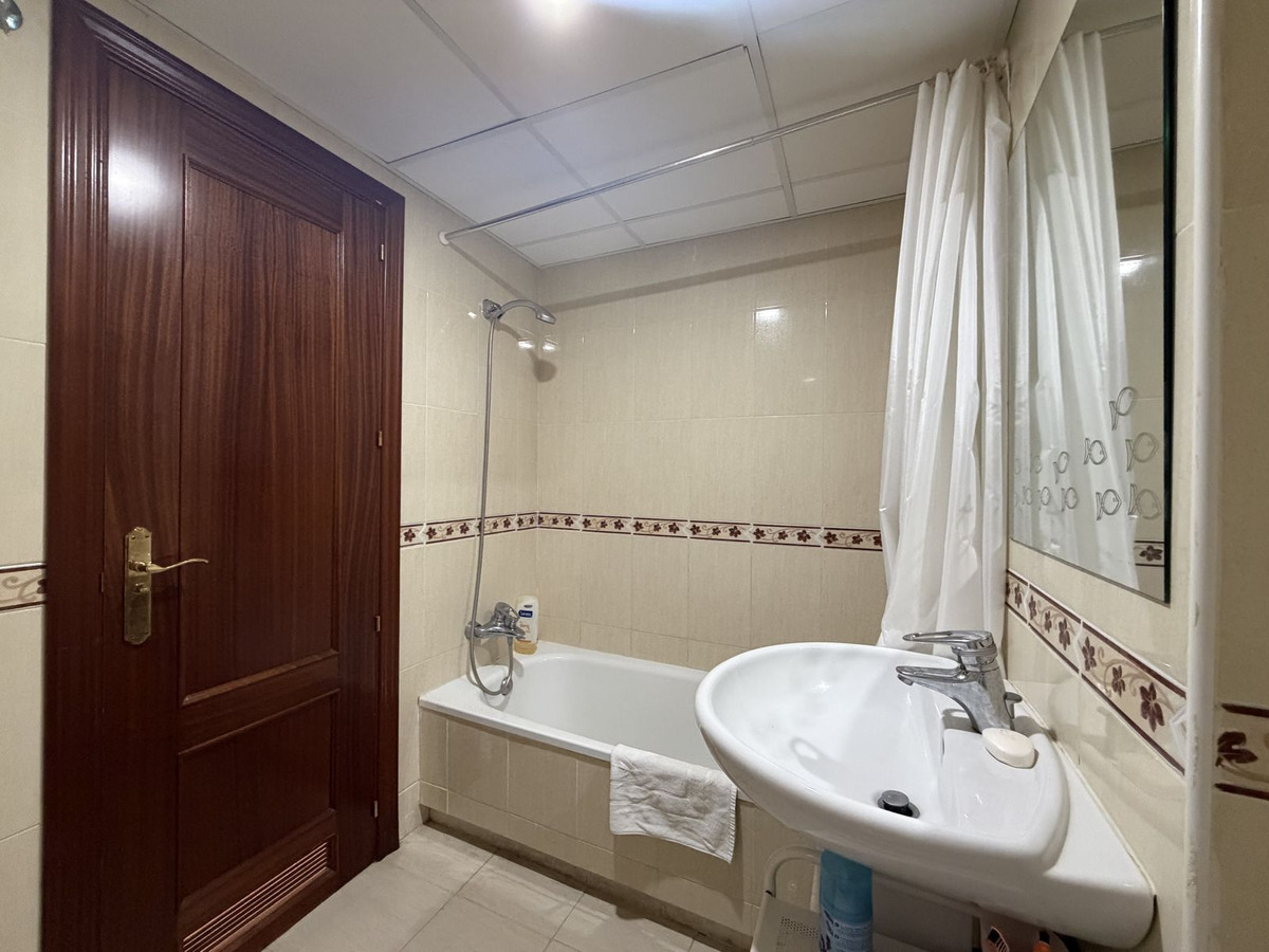 Huis te koop in Estepona | 3 slaapkamers H5498848