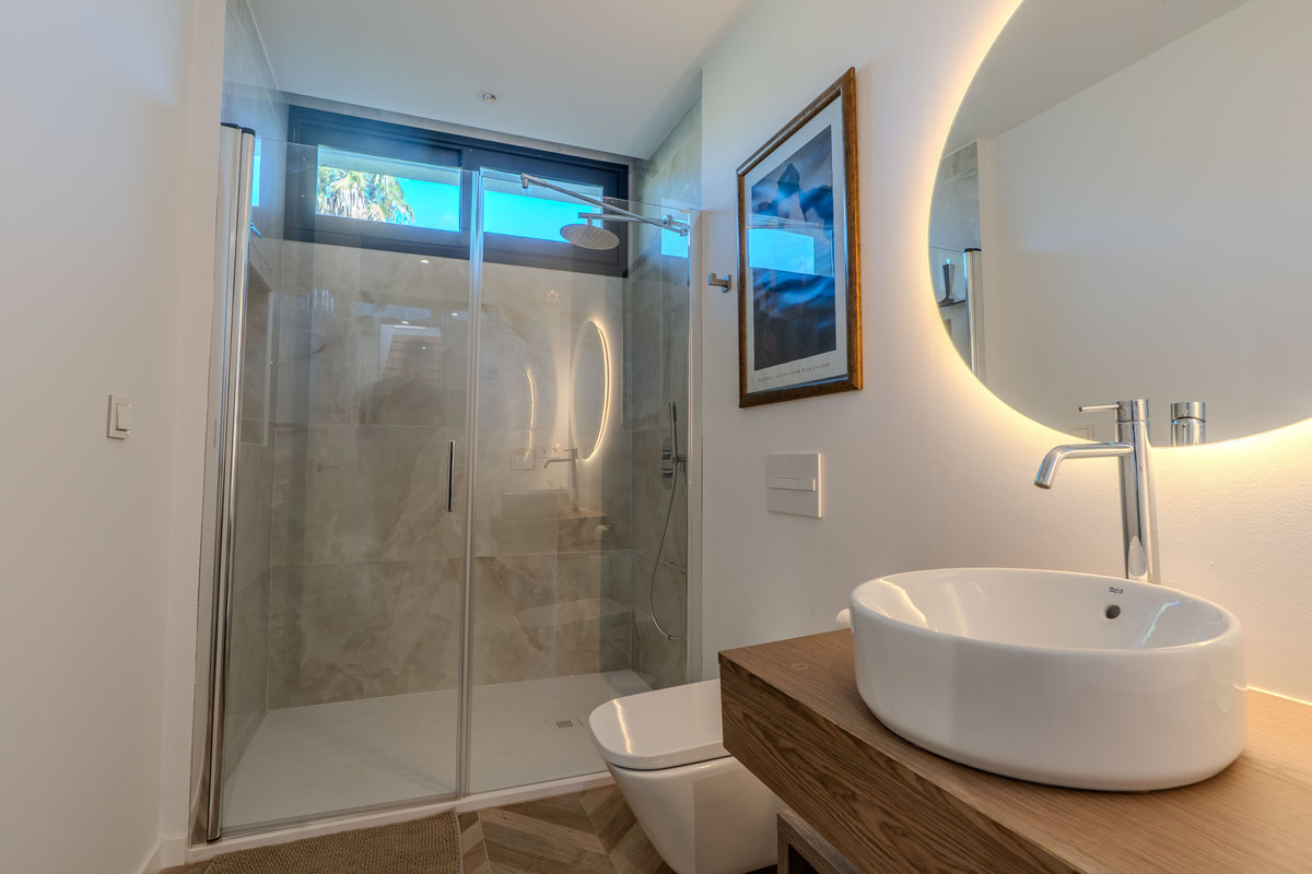 Huis te koop in Estepona | 4 slaapkamers H5503060