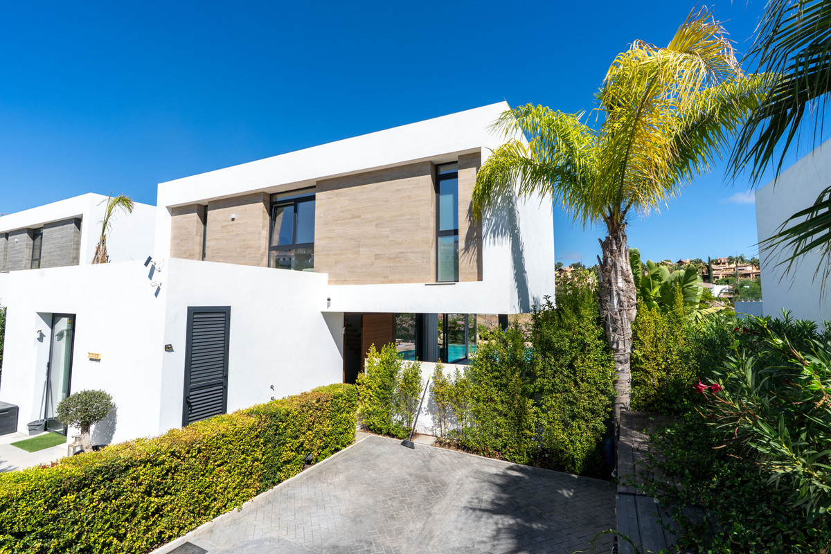Huis te koop in Estepona | 4 slaapkamers H5503060