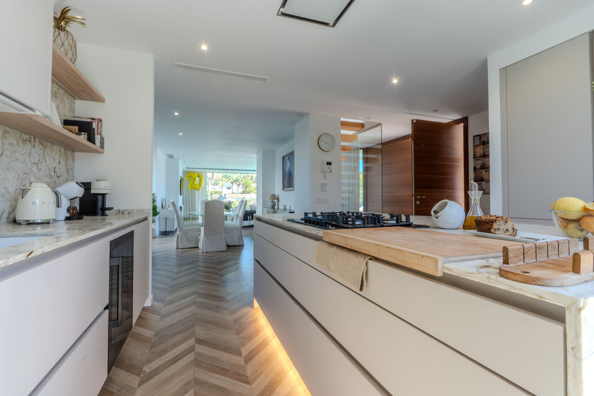 Huis te koop in Estepona | 4 slaapkamers H5503060