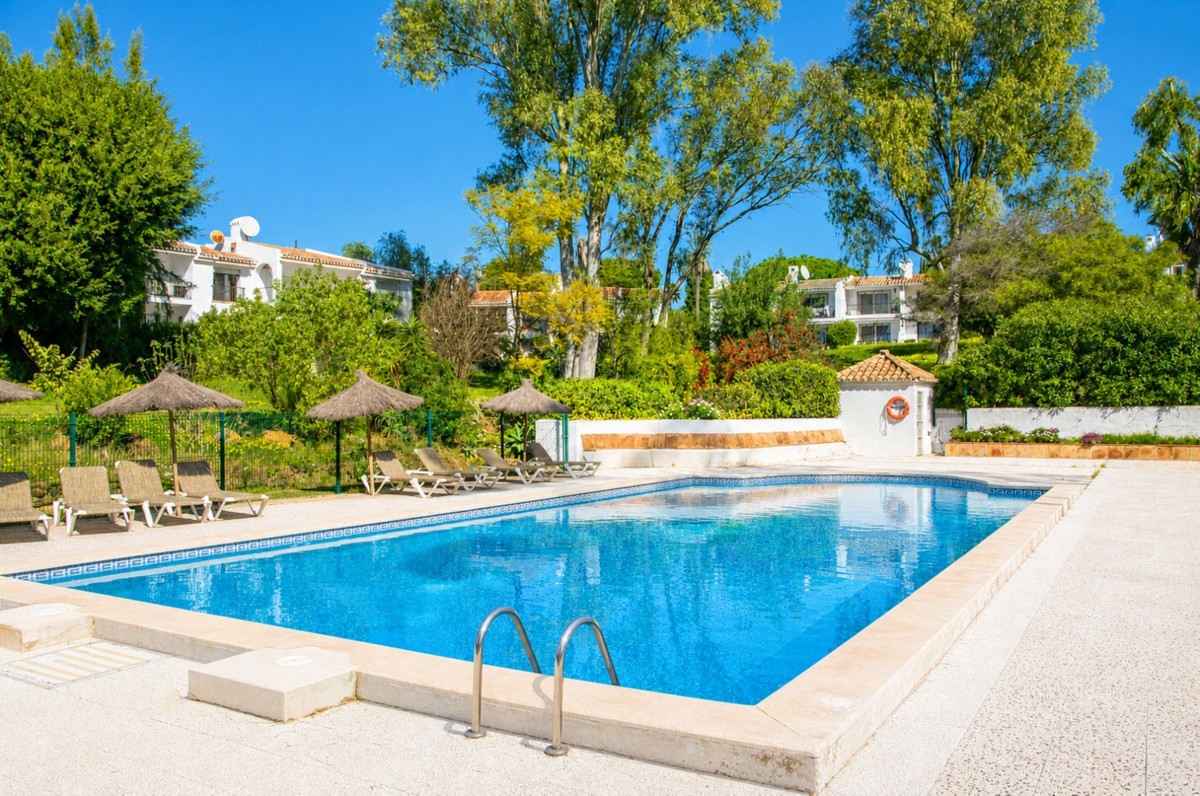 Huis te koop in Estepona | 2 slaapkamers H5504557