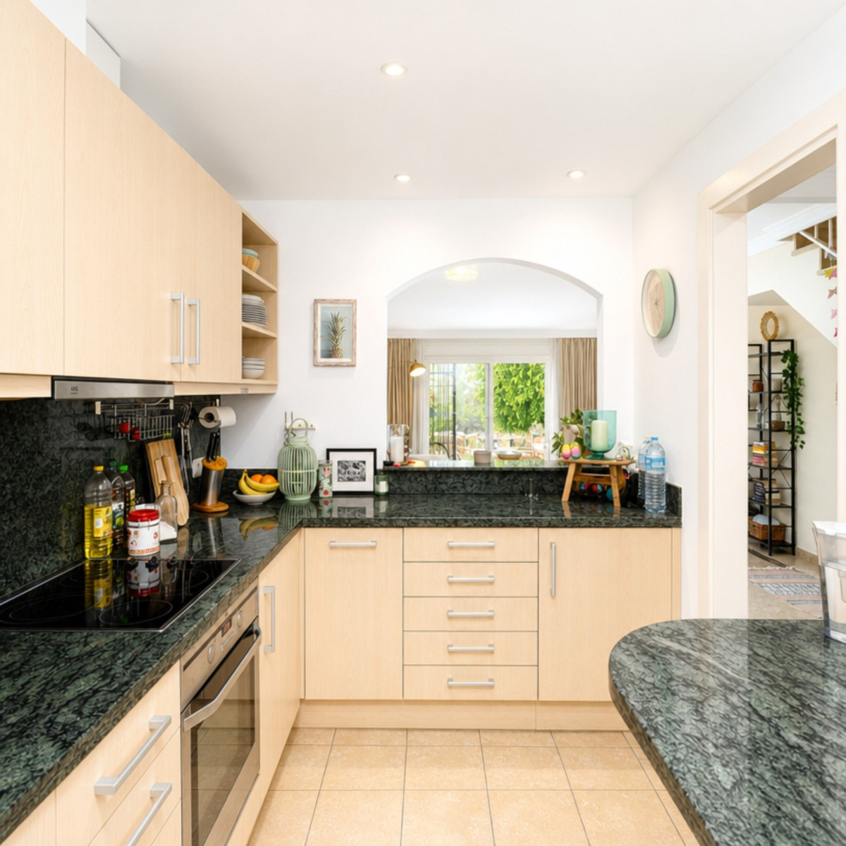 Huis te koop in Estepona | 2 slaapkamers H5504557