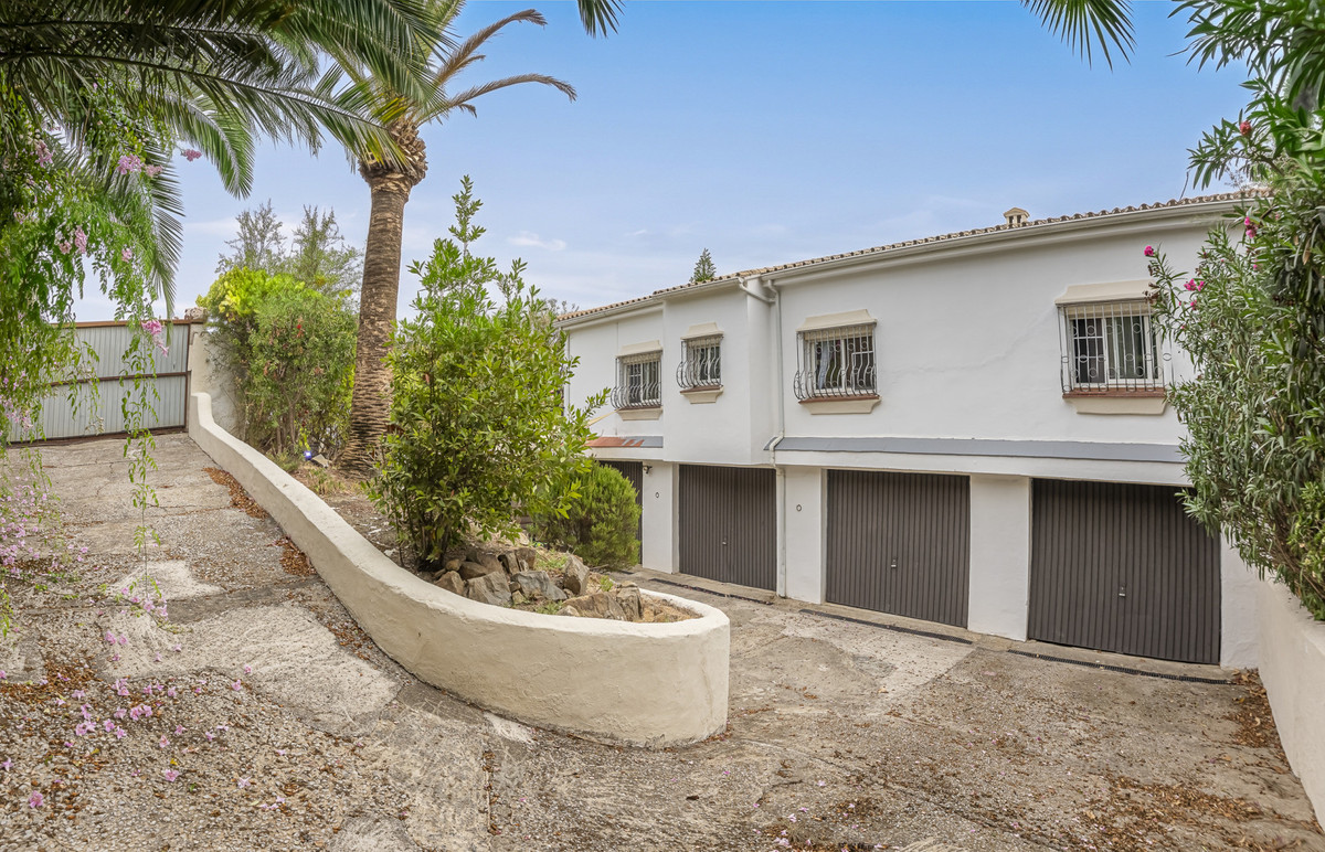 Huis te koop in Estepona | 3 slaapkamers H5506081