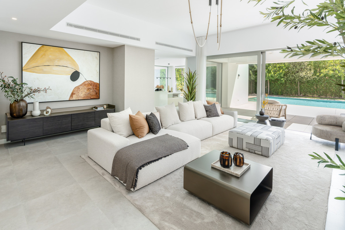 Huis te koop in Estepona | 4 - 5 slaapkamers H5506933