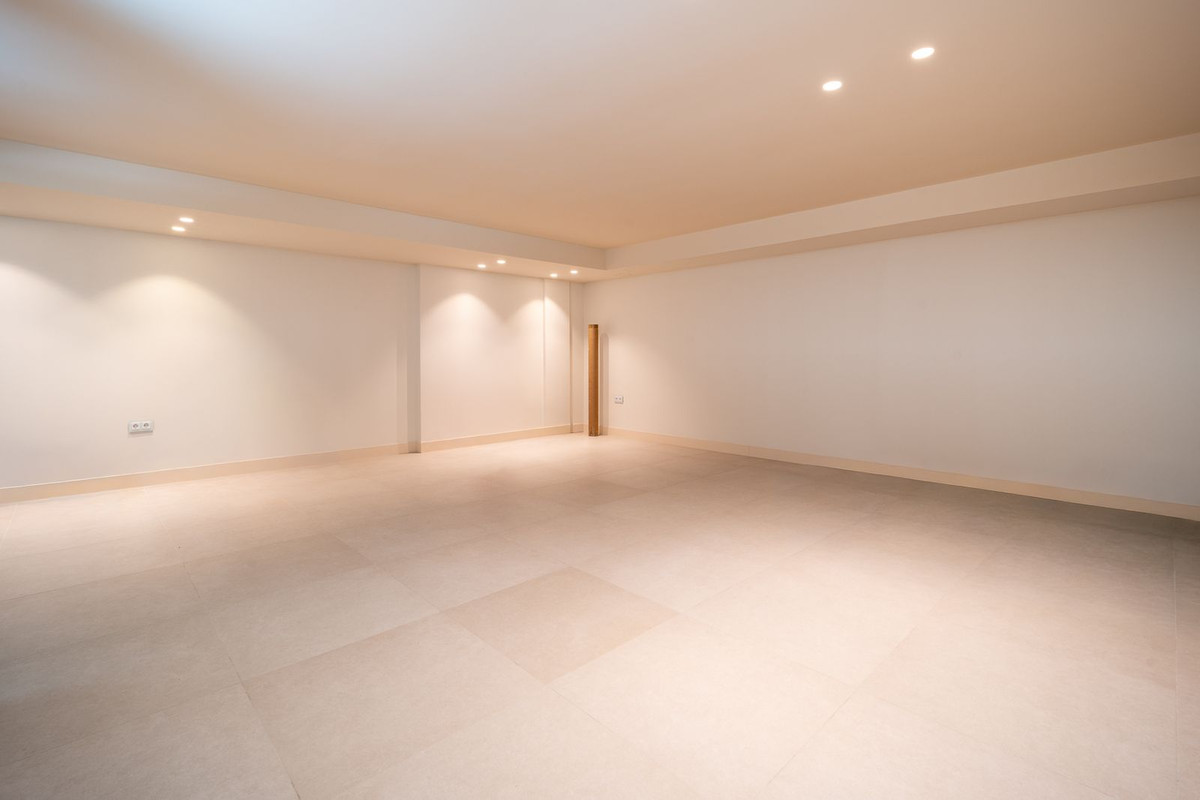 Property main view 32