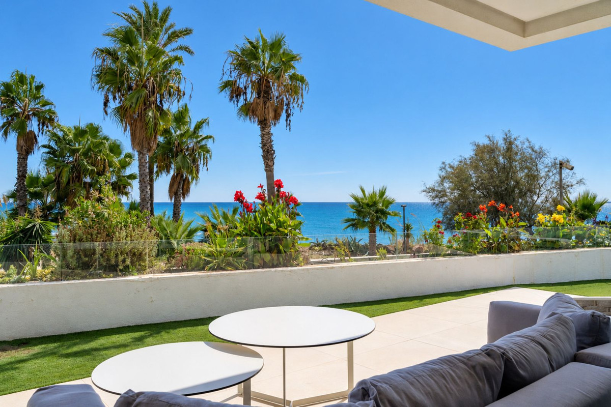 Huis te koop in Estepona | 4 slaapkamers H5510149