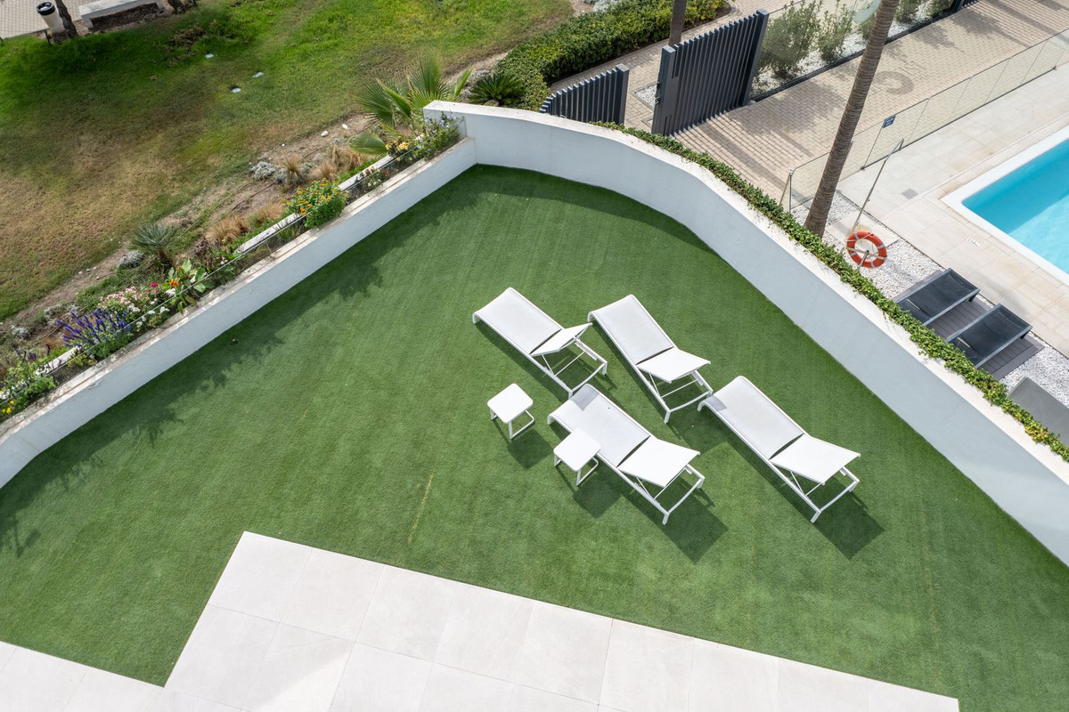 Huis te koop in Estepona | 4 slaapkamers H5510149