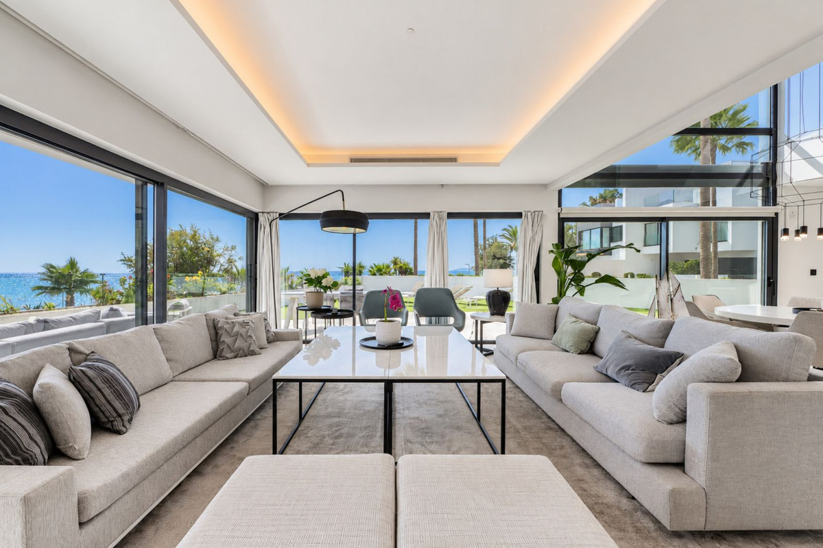 Huis te koop in Estepona | 4 slaapkamers H5510149
