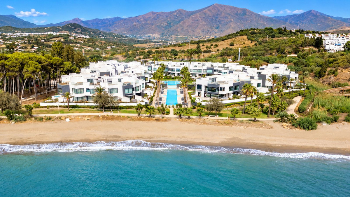 Huis te koop in Estepona | 4 slaapkamers H5510149