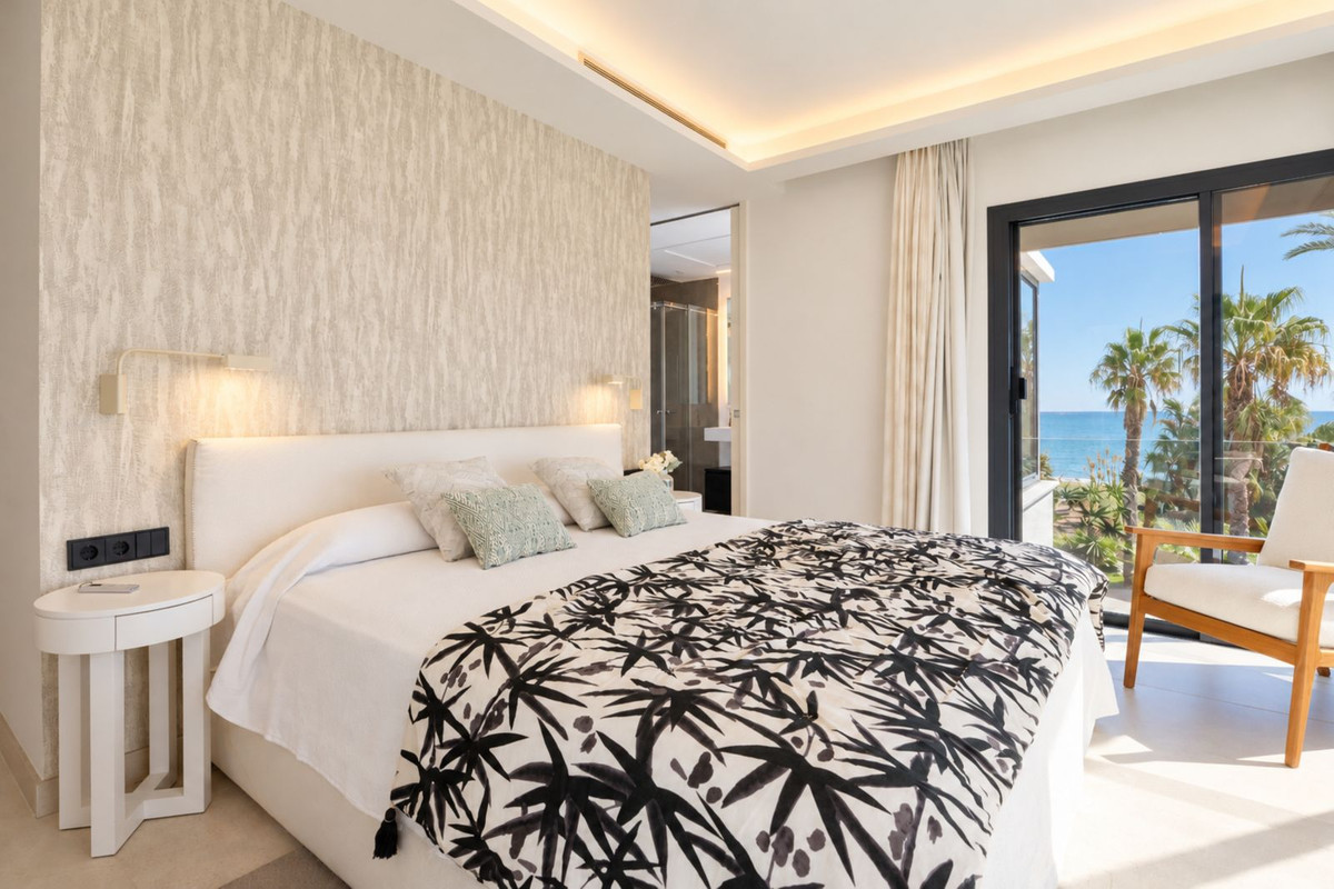 Huis te koop in Estepona | 4 slaapkamers H5510149