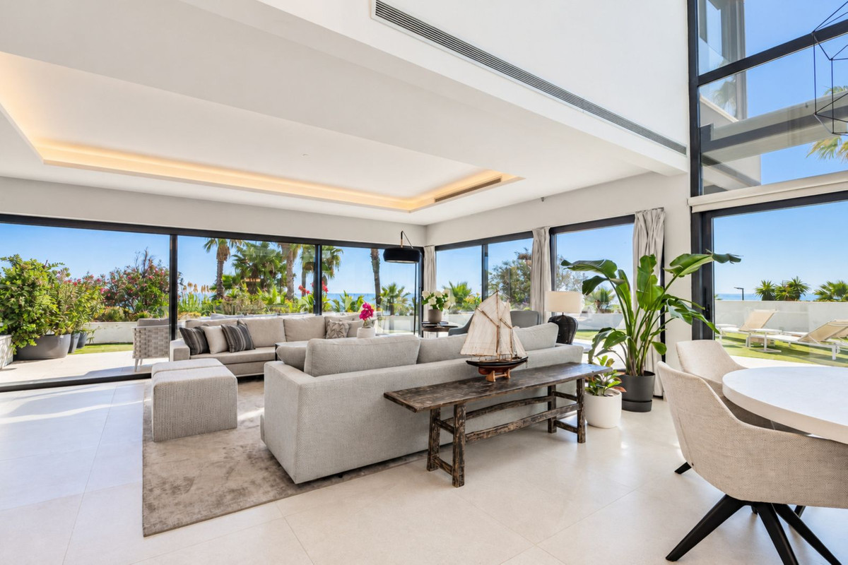 Huis te koop in Estepona | 4 slaapkamers H5510149
