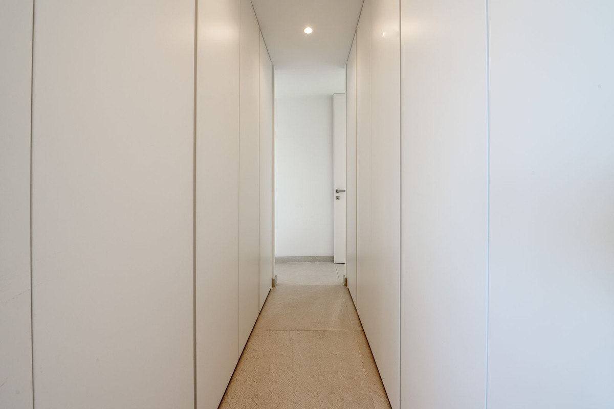 Huis te koop in Estepona | 4 slaapkamers H5510149