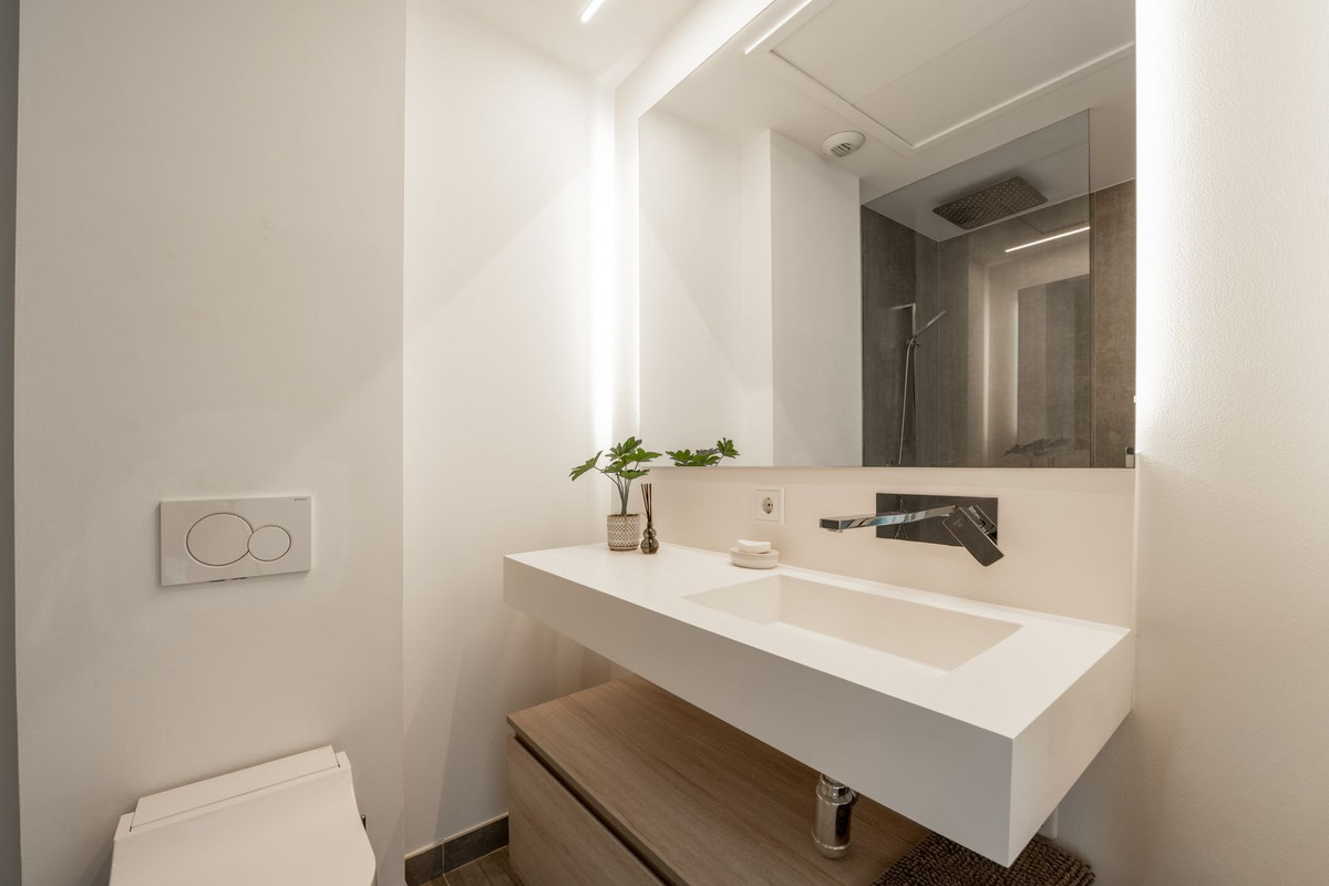 Huis te koop in Estepona | 4 slaapkamers H5510149