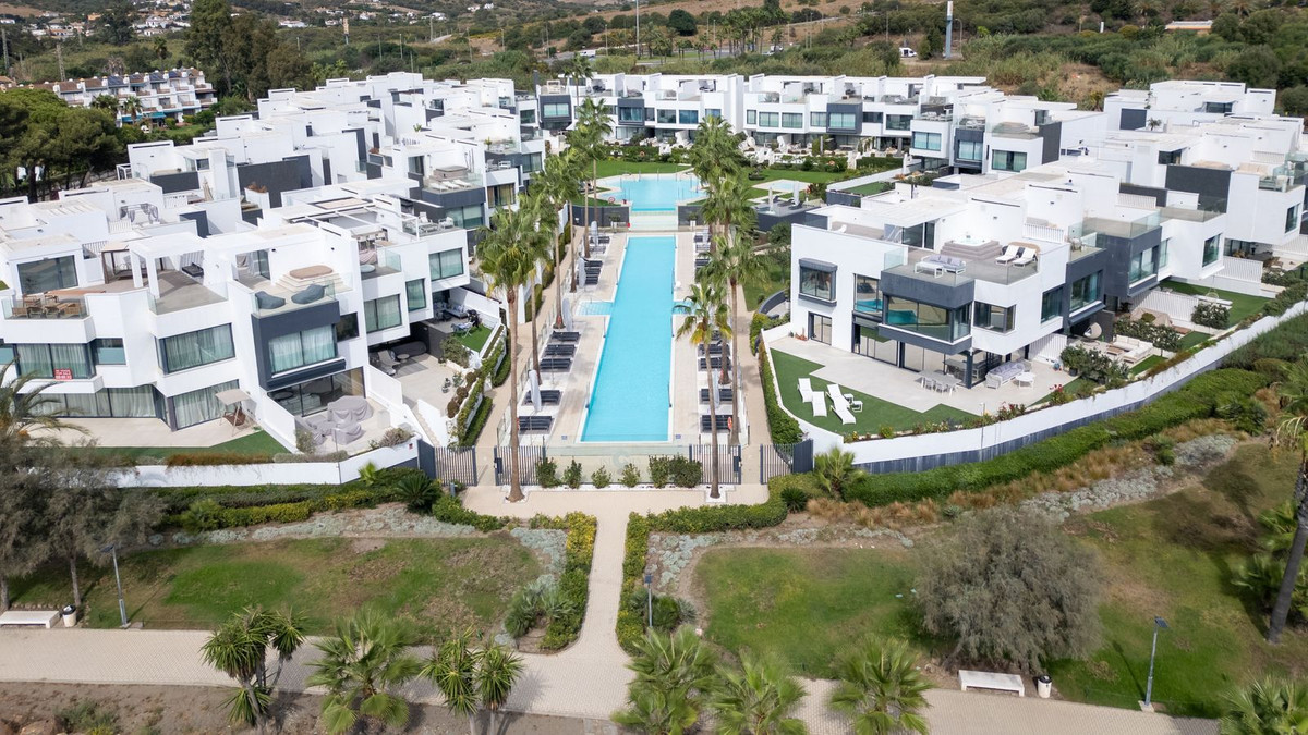 Huis te koop in Estepona | 4 slaapkamers H5510149
