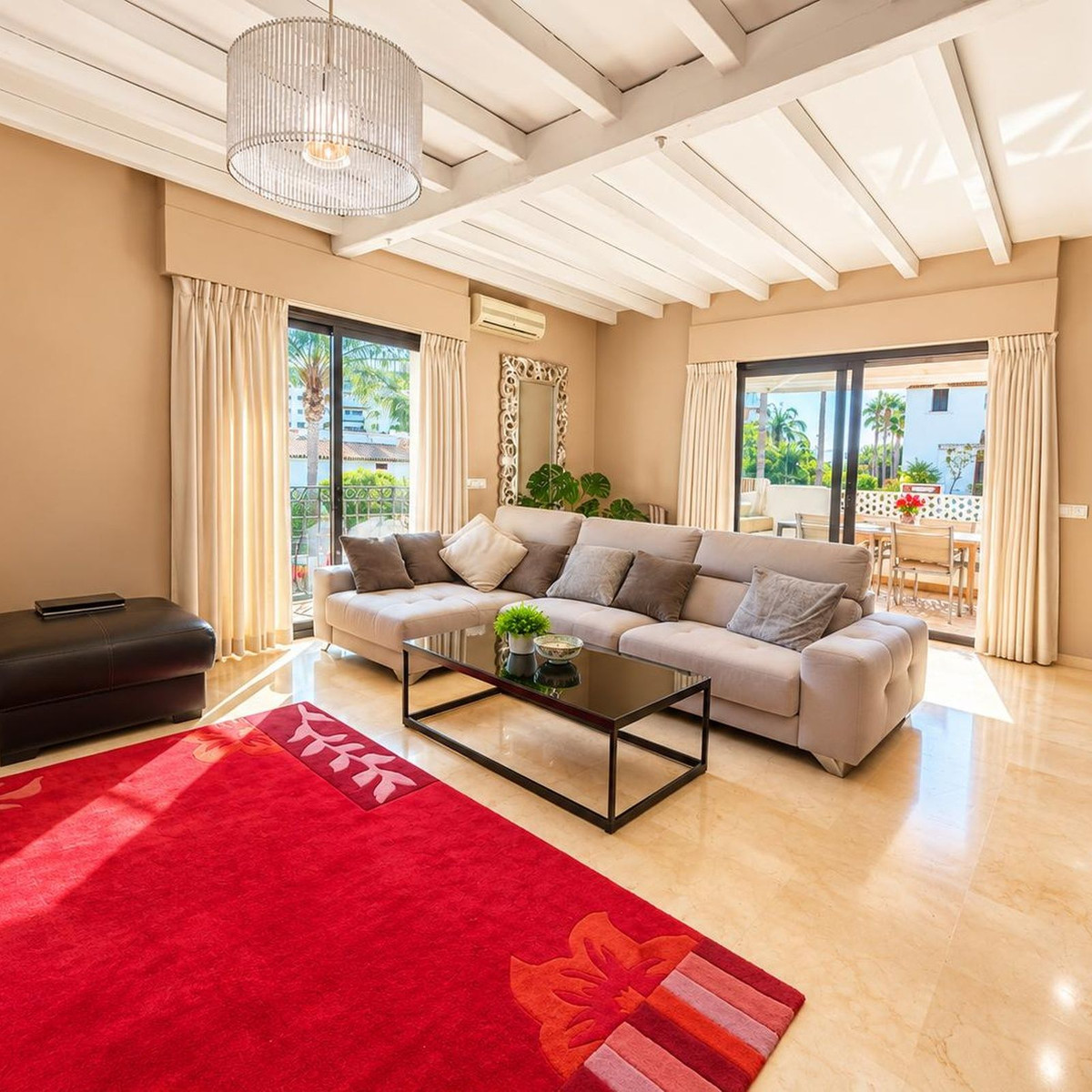 Huis te koop in Estepona | 4 slaapkamers H5512450