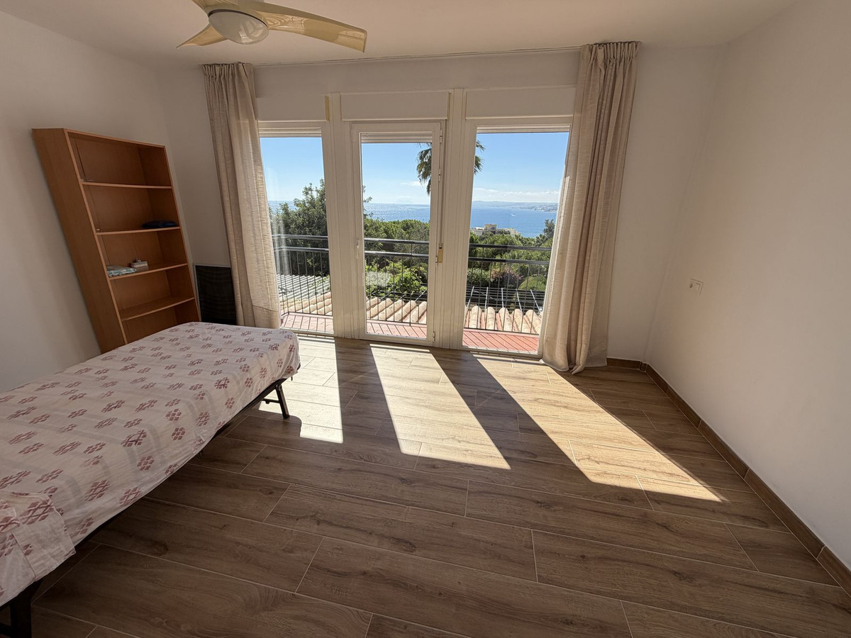 Huis te koop in Estepona | 4 slaapkamers H5512576