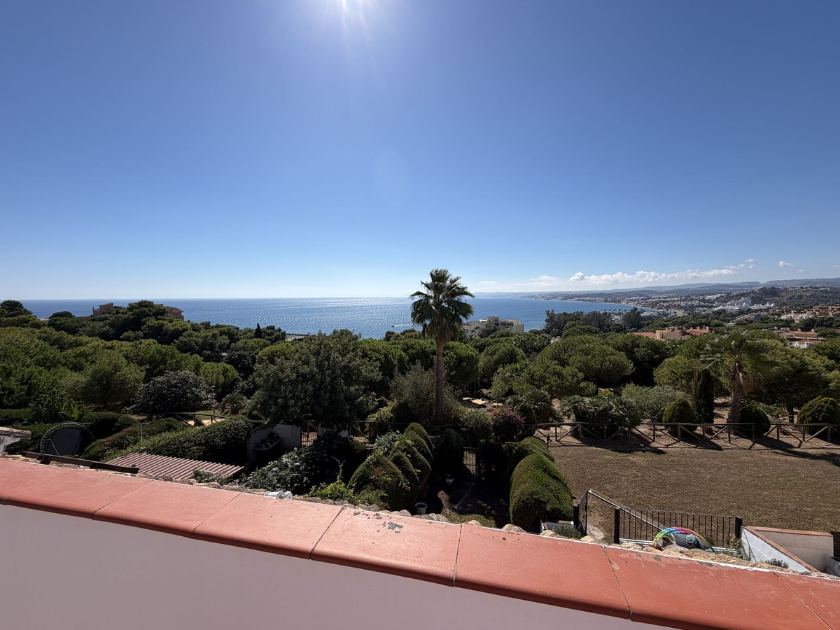 Huis te koop in Estepona | 4 slaapkamers H5512576