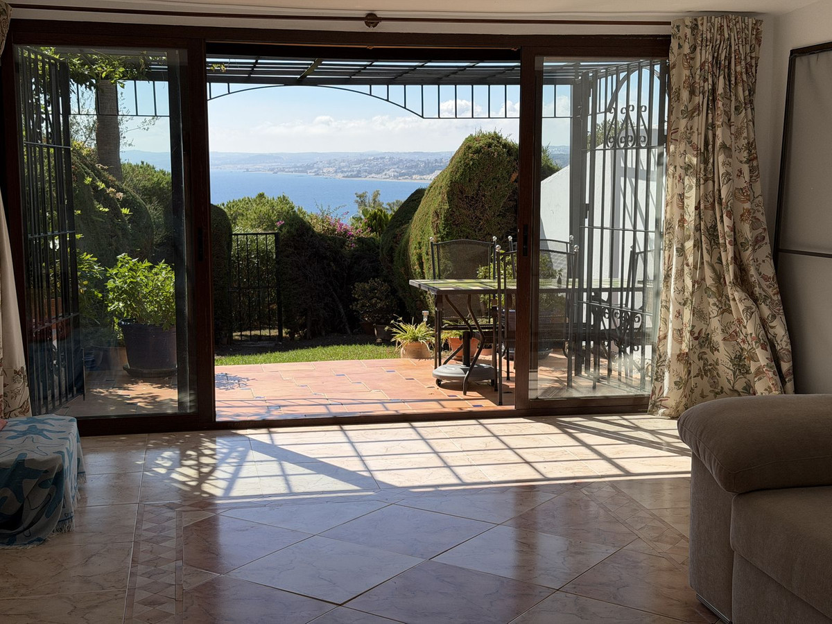 Huis te koop in Estepona | 4 slaapkamers H5512576