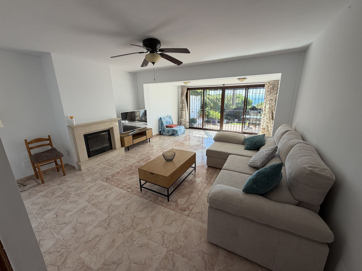 Huis te koop in Estepona | 4 slaapkamers H5512576