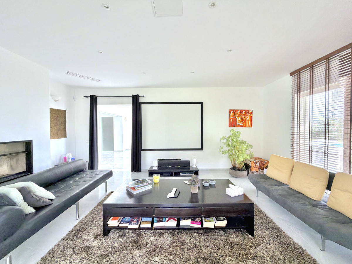Huis te koop in Estepona | 4 slaapkamers H5512690