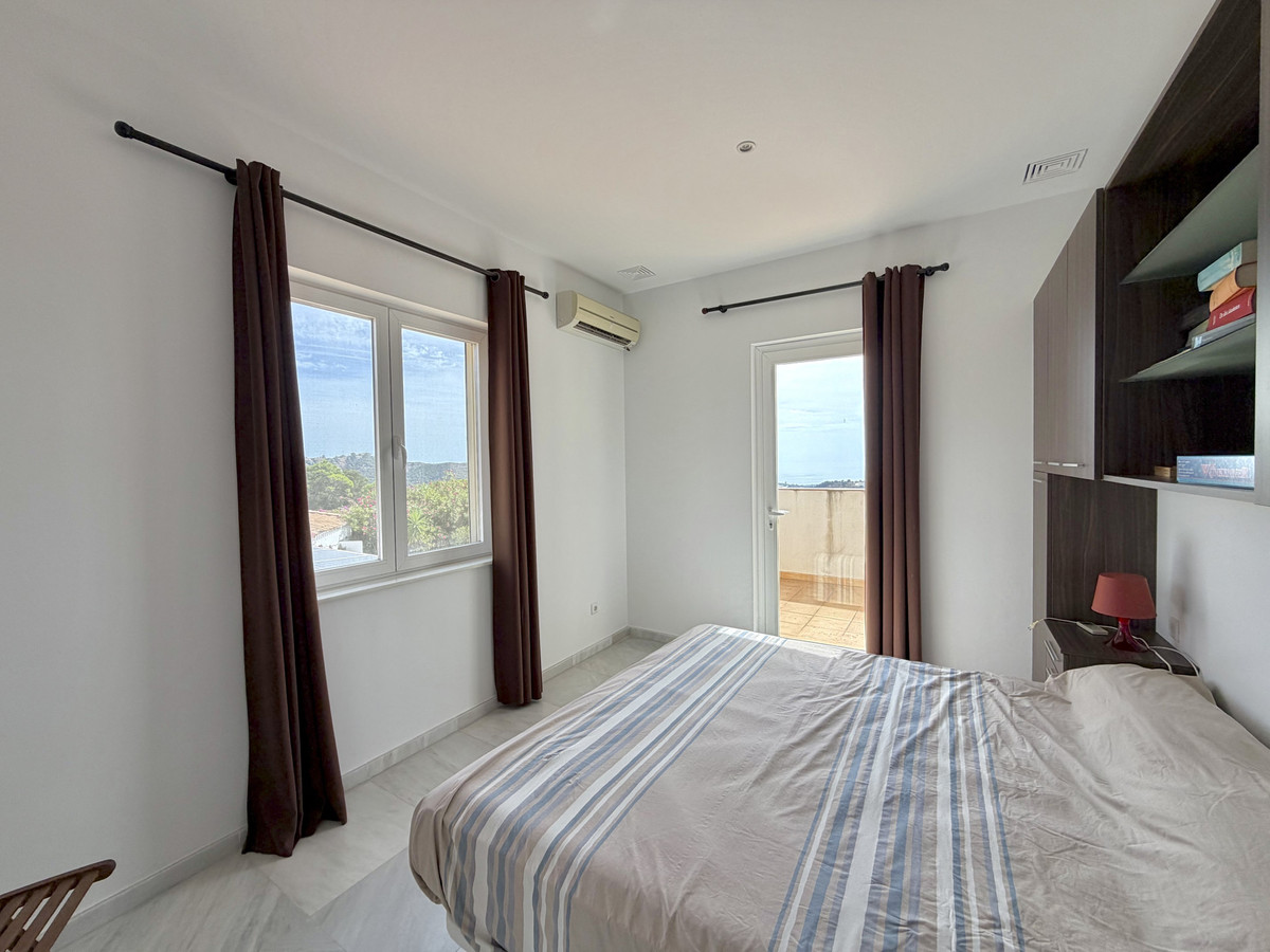 Huis te koop in Estepona | 4 slaapkamers H5512690