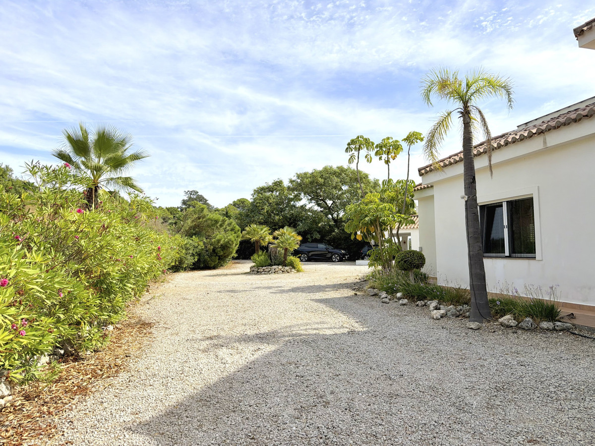 Huis te koop in Estepona | 4 slaapkamers H5512690