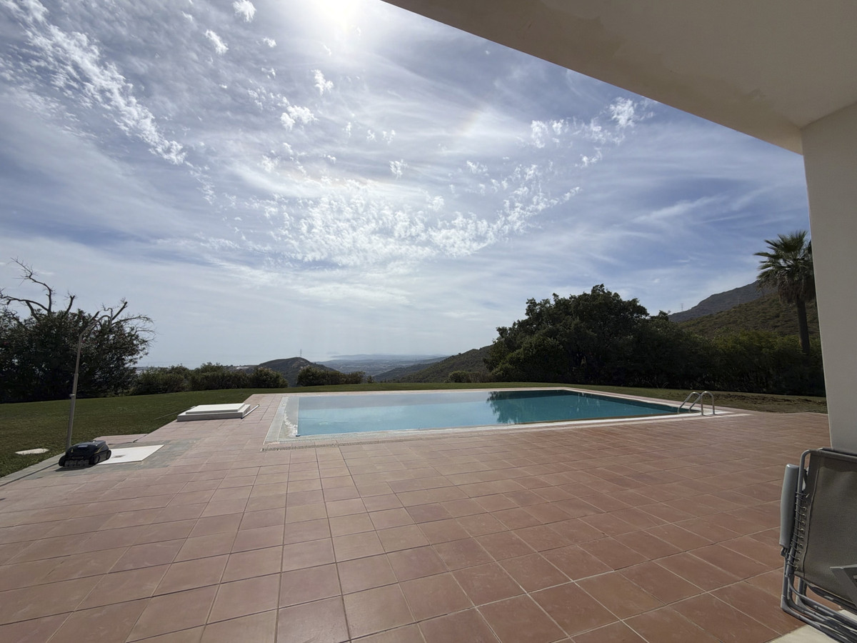Huis te koop in Estepona | 4 slaapkamers H5512690