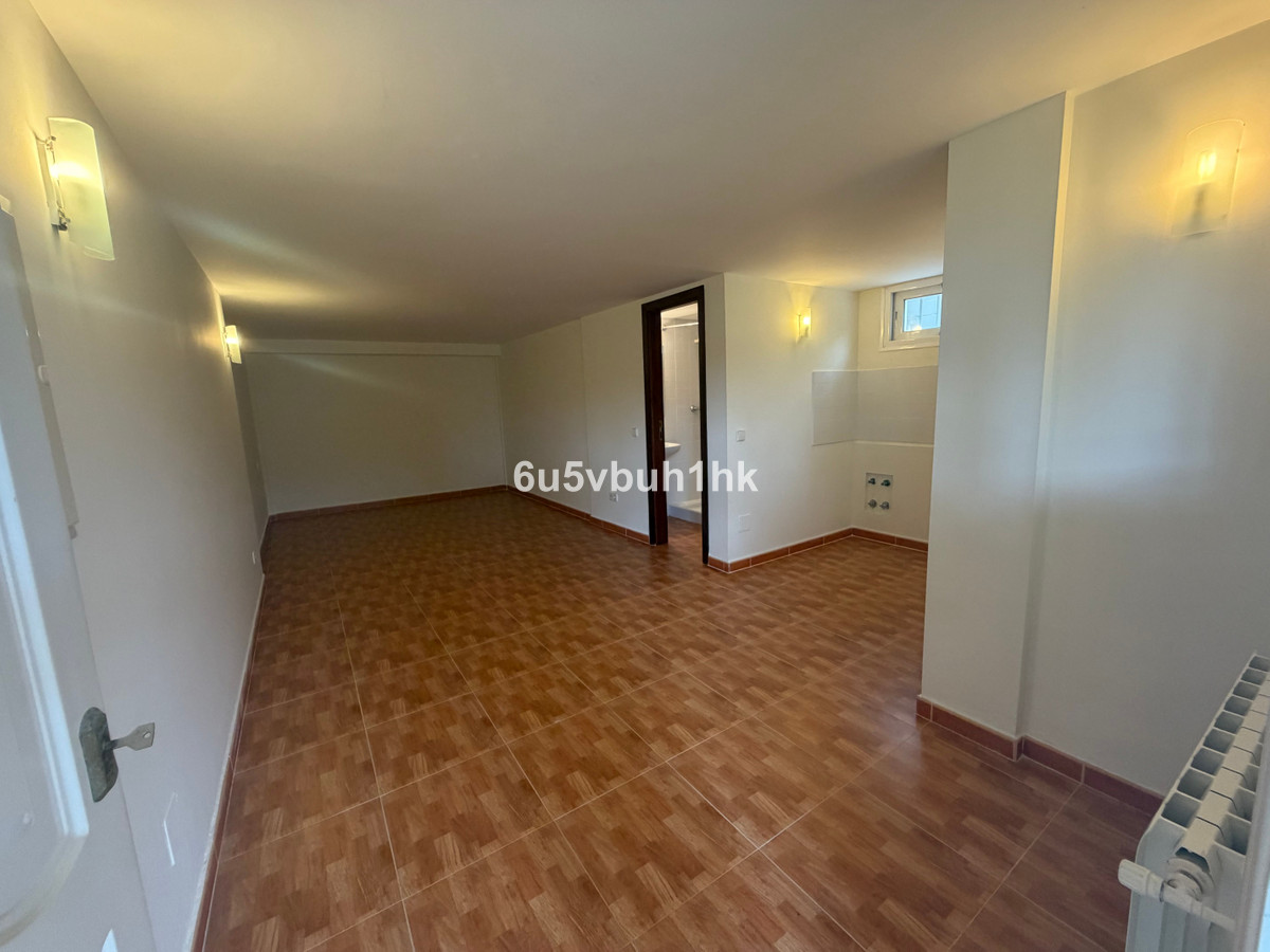 Huis te koop in Estepona | 7 slaapkamers H5516578