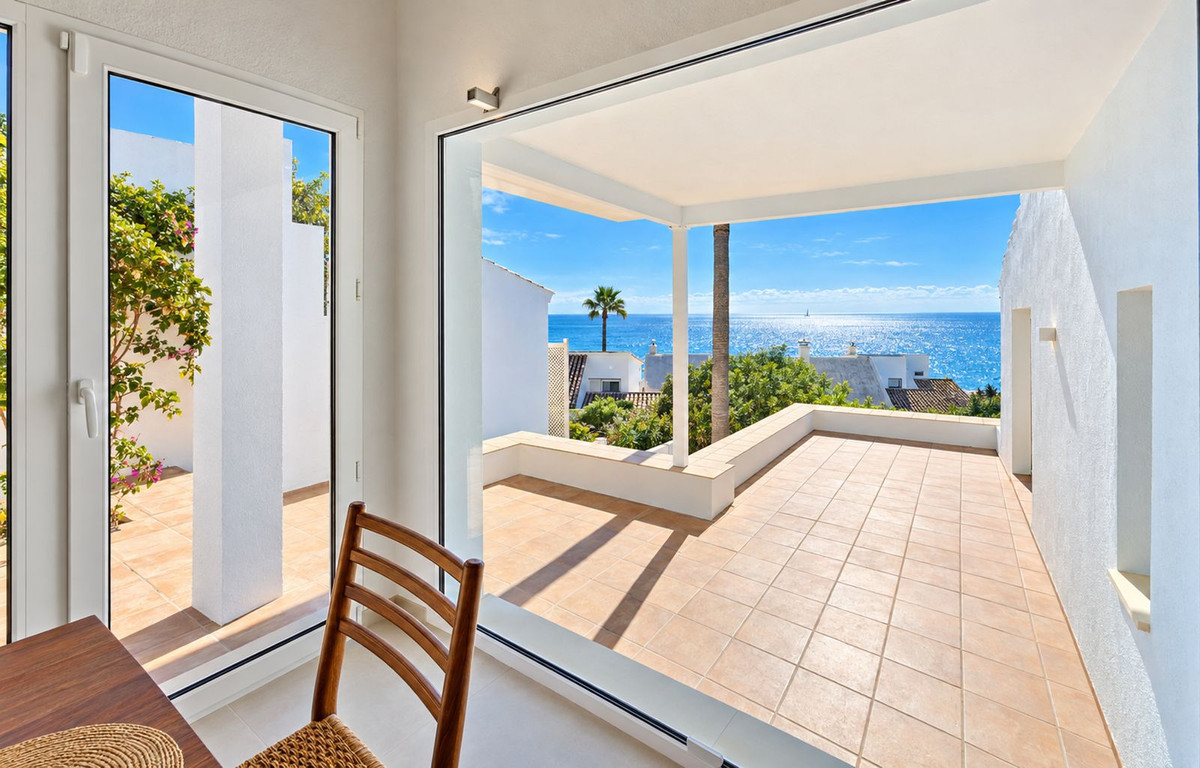 Huis te koop in Estepona | 5 slaapkamers H5517439