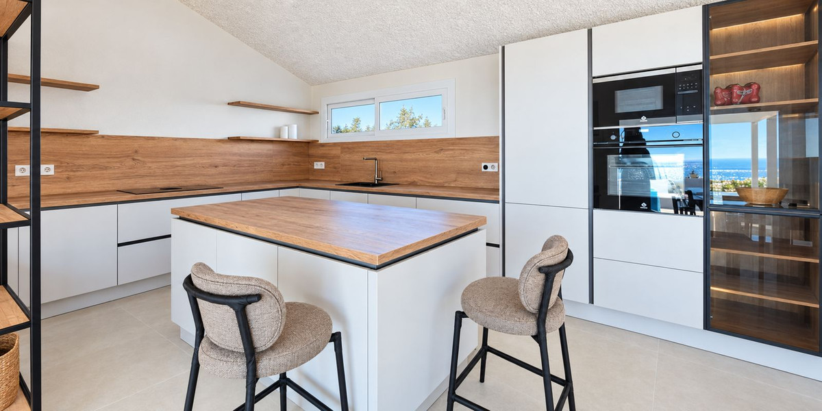 Huis te koop in Estepona | 5 slaapkamers H5517439