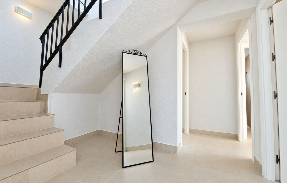 Huis te koop in Estepona | 5 slaapkamers H5517439