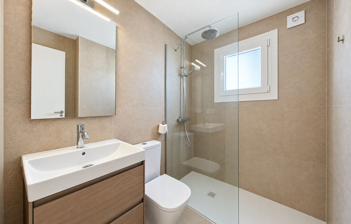 Huis te koop in Estepona | 5 slaapkamers H5517439