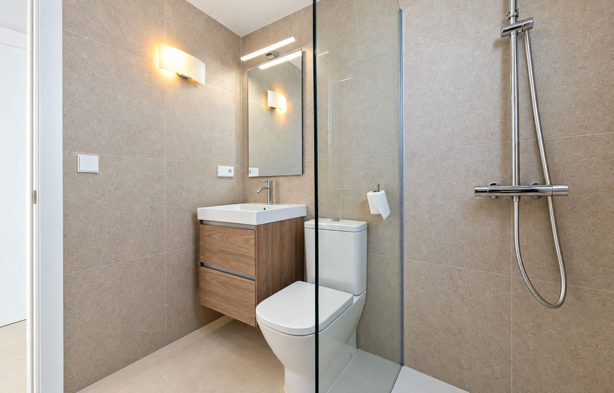 Huis te koop in Estepona | 5 slaapkamers H5517439