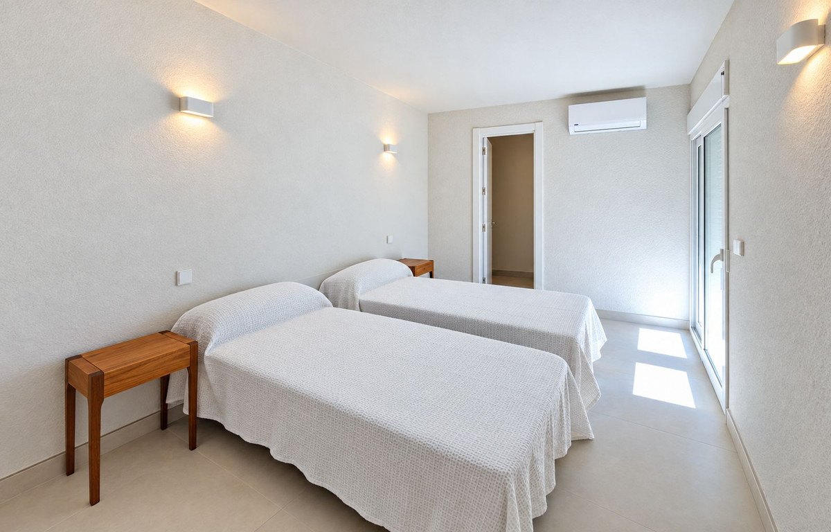Huis te koop in Estepona | 5 slaapkamers H5517439