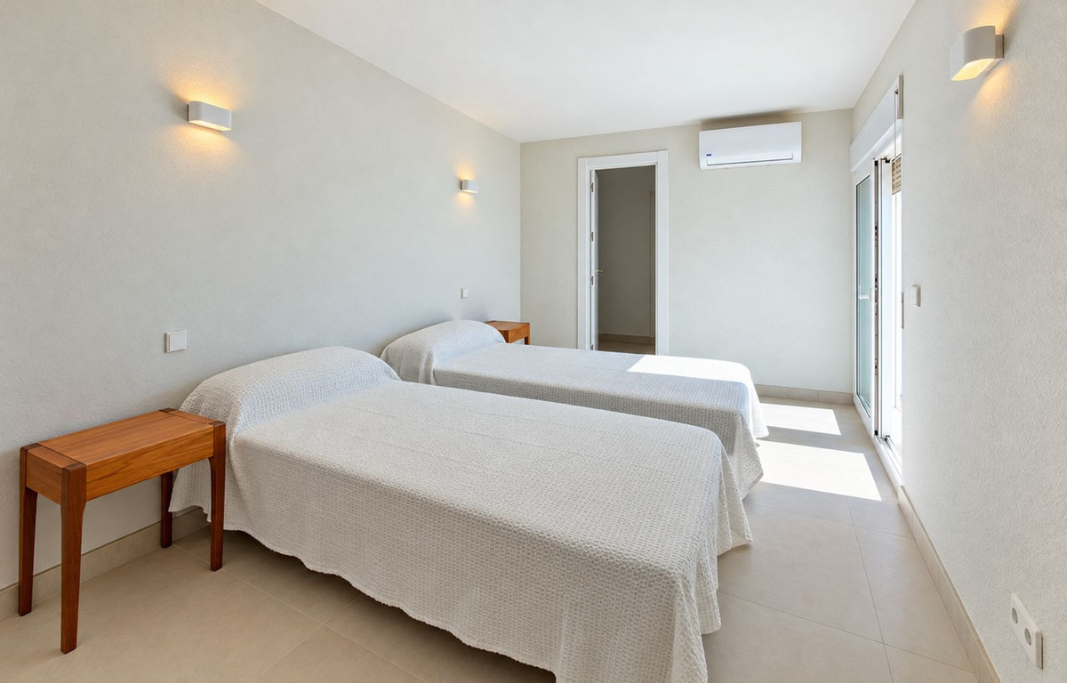 Huis te koop in Estepona | 5 slaapkamers H5517439